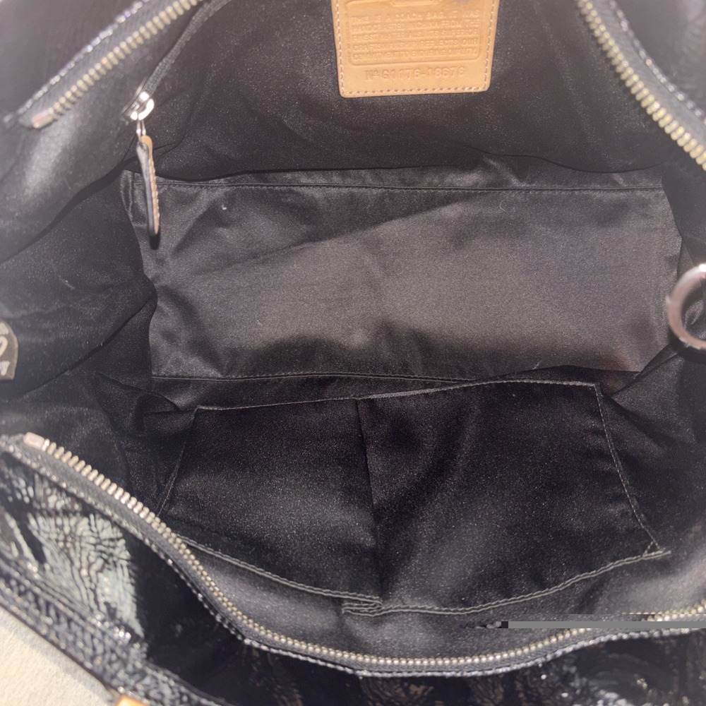 COACH Poppy Signature Quilted Patent Leather Jacquard Black Tote Bag 18676 EUC - Picture 12 of 16